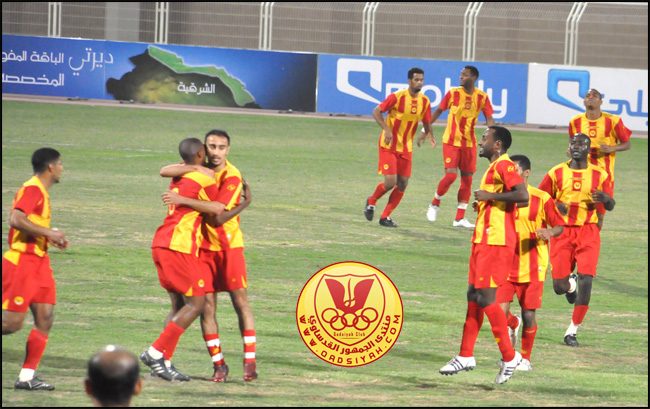 فرحة بهدف طلال النخالي